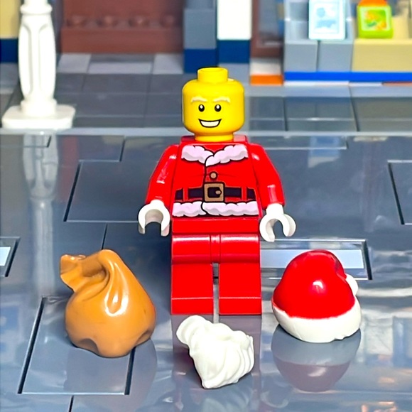 Lego Santa - Picture 4 of 5